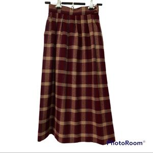 Vintage Pendleton 100% Virgin Wool skirt plaid Women’s vintage 4 Burgundy
